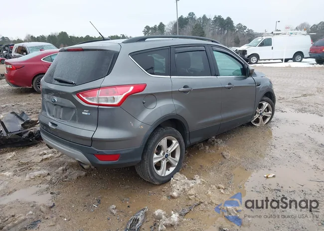 1FMCU9G92EUD70212: 44295379