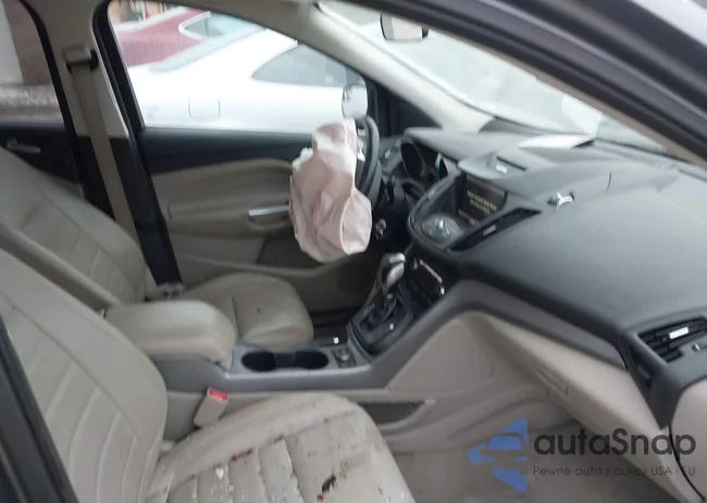 1FMCU9G92EUD70212: 44295379