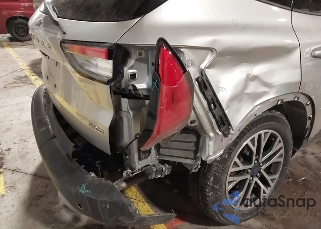 1FMCU9H62LUC76641: 44295422