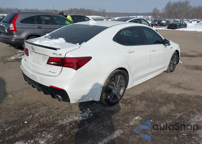 19UUB3F67JA006528: 44295465