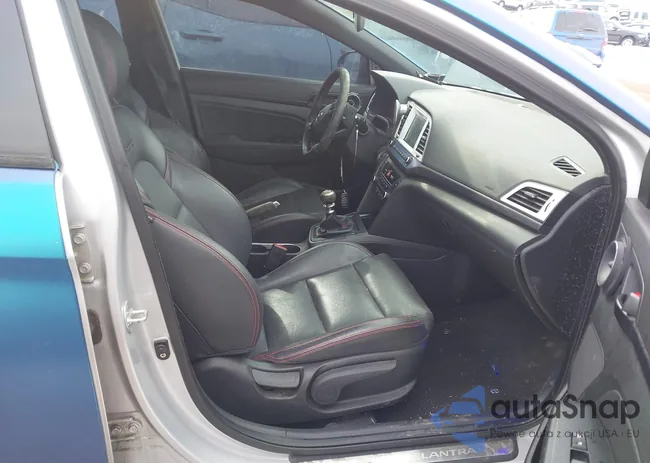 KMHD04LB6HU362422: 44295558