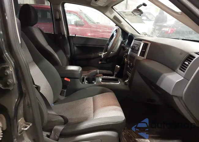 1J4PR4GK7AC100805: 44295589