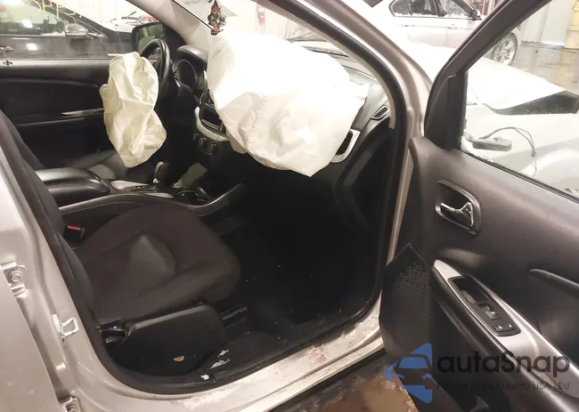 3C4PDCAB0DT556287: 44294696