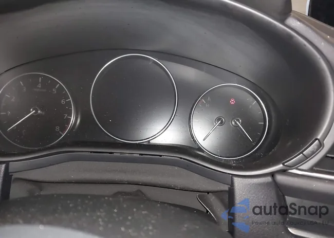 3MVDMBBMXRM647337: 44294718