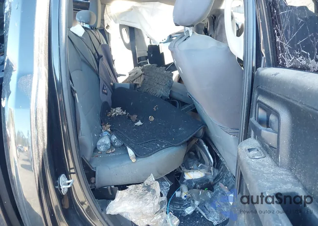 1C6RR6FT8JS101298: 44294888