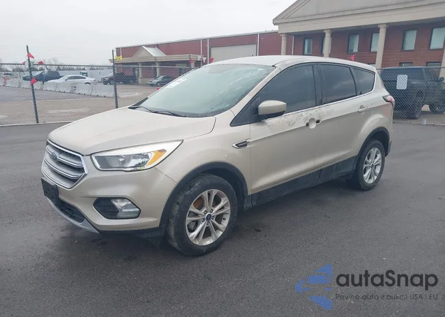 1FMCU0GD2HUD10693: 44296055