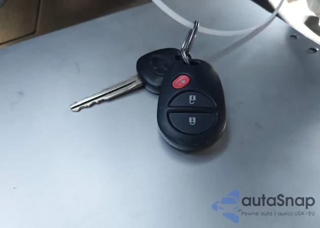 3TMKU4HN7FM043793: 44296081