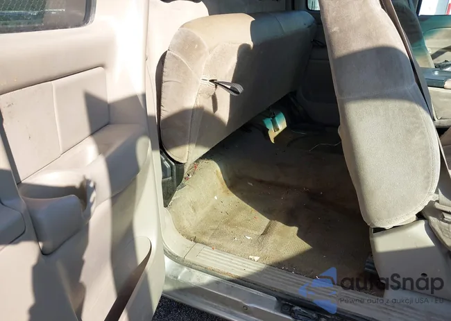 2GCEC19T421332059: 44296089