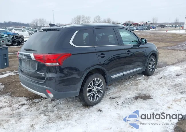 JA4AD3A37JZ004847: 44296131