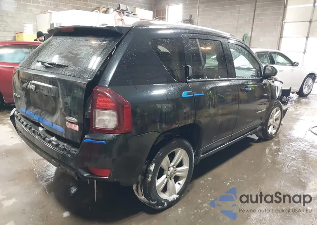 1C4NJDEB8GD650914: 44296159