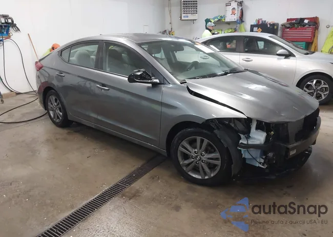 5NPD84LF2JH265945: 44296196