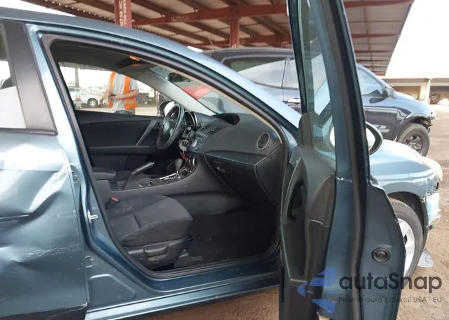 JM1BL1SFXA1186424: 44296212