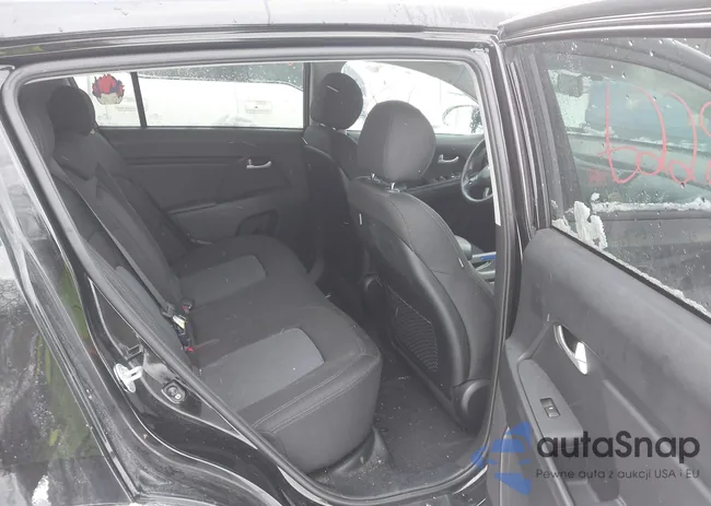 KNDPBCAC2F7738742: 44296228