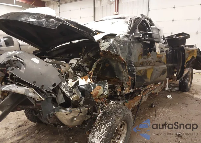 1GCHK23U02F127449: 44296257