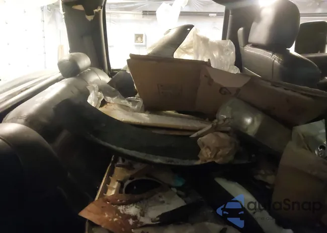 1GCHK23U02F127449: 44296257