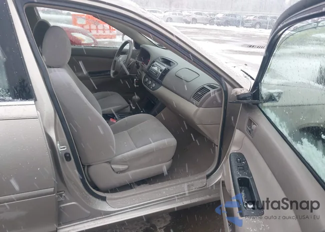 4T1BE32K85U102670: 44296288