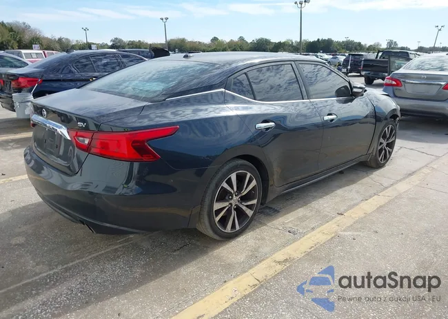 1N4AA6AP2GC447038: 44296355