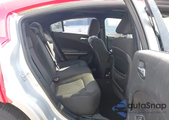 2C3CDXBG0KH720390: 44296384