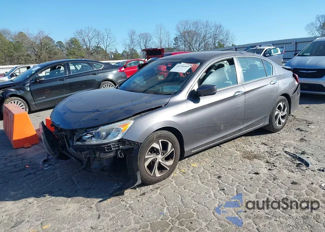 1HGCR2F39HA300675: 44296405