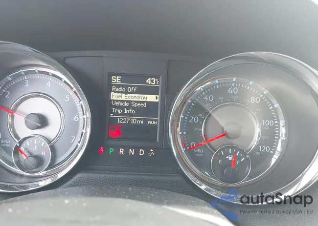 2C4RC1BGXER277315: 44296470