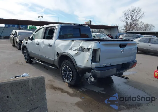 1N6AA1E53HN556956: 44296537