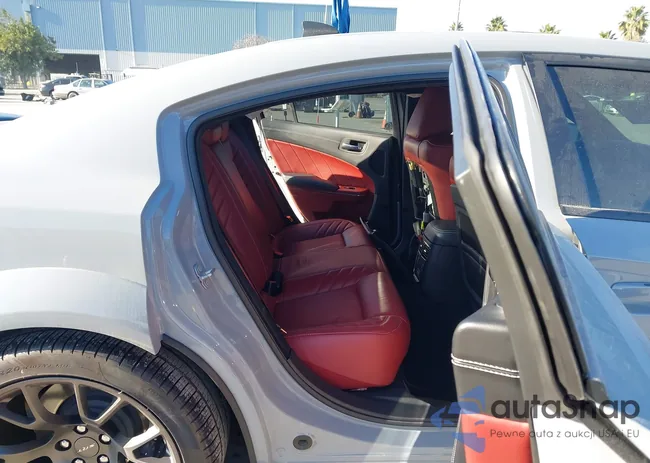 2C3CDXL92NH140918: 44296542