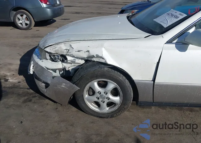 JT8BF28G1W5032518: 44296580