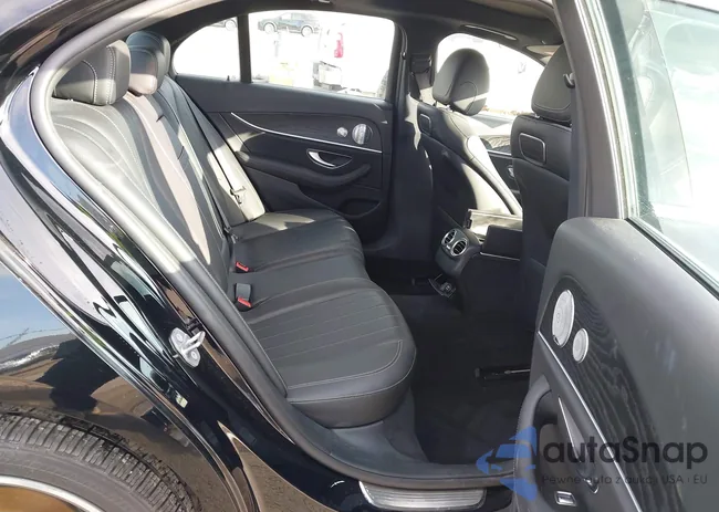 WDDZF4JB6JA448094: 44296599