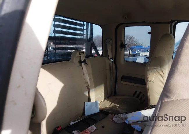 1FTNX20548EB46408: 44296617