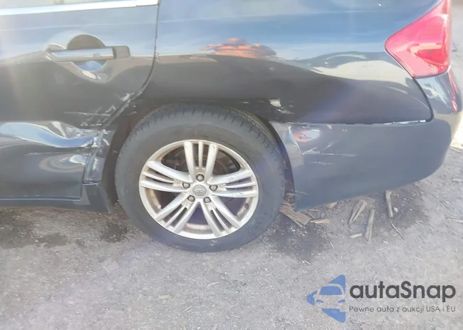 JN1DV6AP4BM600729: 44295665