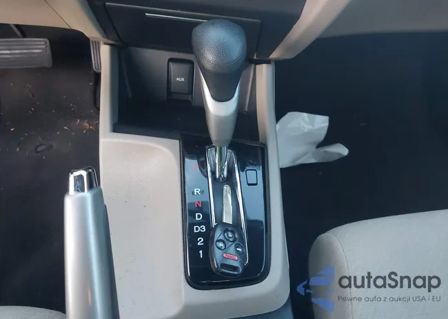 2HGFB2F56DH578044: 44295669