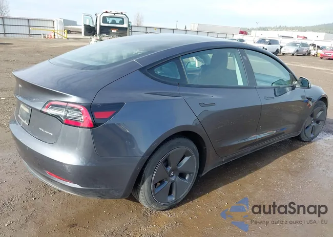 5YJ3E1EBXMF055643: 44295828