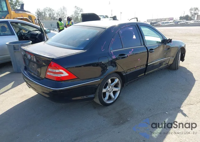 WDBRF52HX7F892656: 44295919