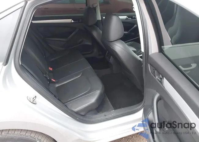 1VWBN7A39DC052384: 44295960