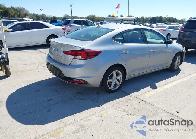 KMHD84LF0LU105552: 44295982