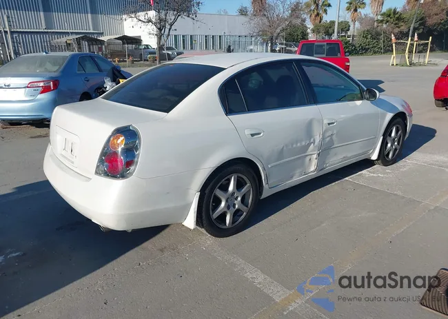 1N4BL11D53C243660: 44297060