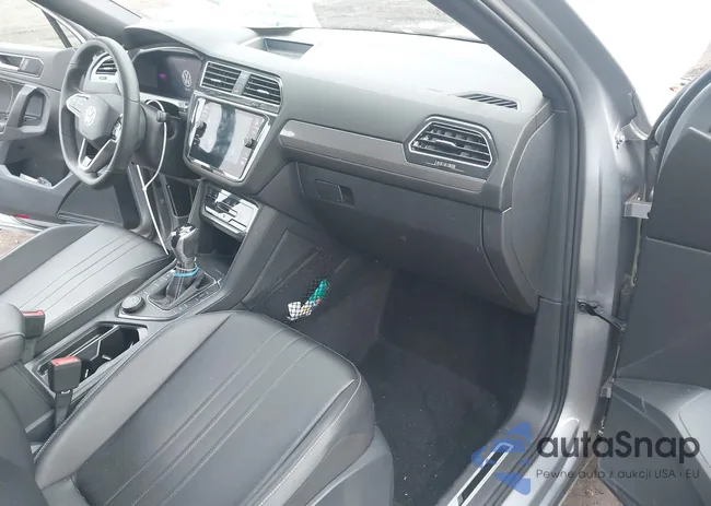 3VV8B7AX7NM133264: 44297077