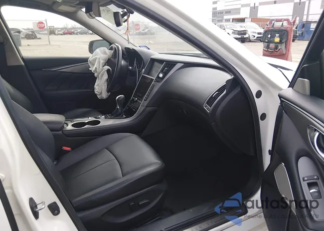 JN1CV7AR8HM681116: 44297190