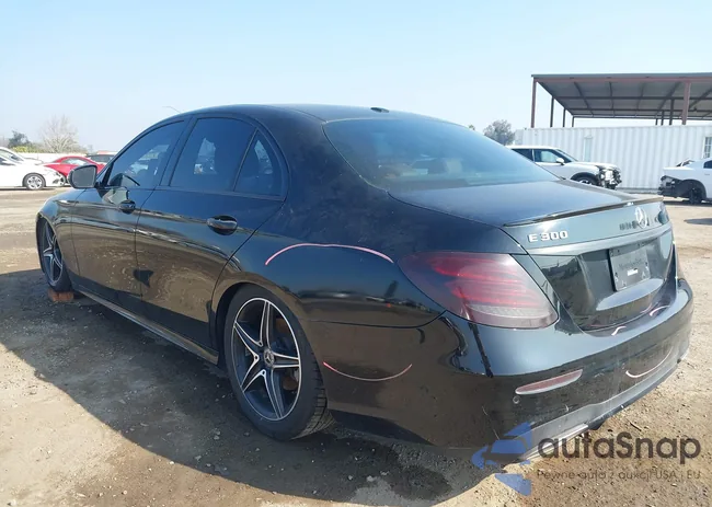 WDDZF4JB8JA358087: 44297248