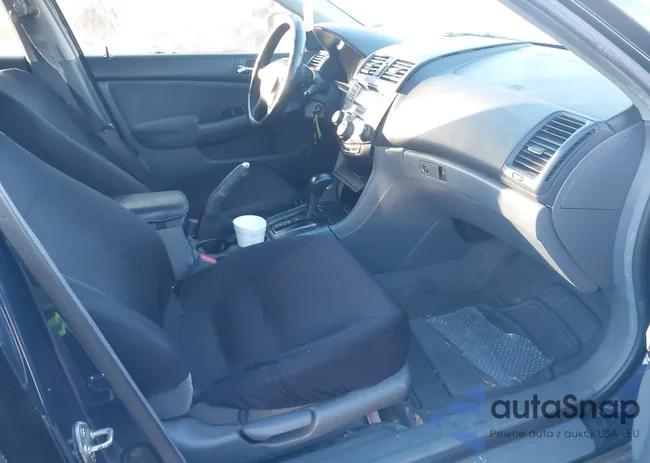 1HGCM66437A103207: 44297277