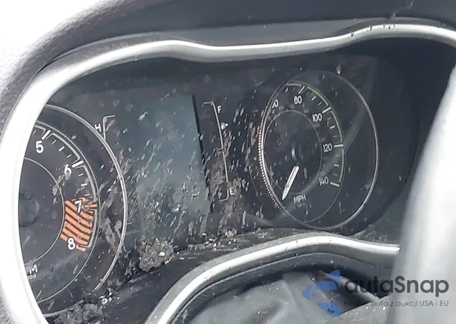 1C4PJMCSXEW310838: 44297300