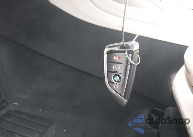 5UXCX4C09L9B25687: 44297308