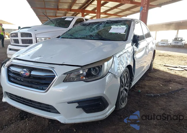 4S3BNAB61K3028828: 44297326