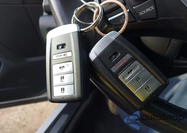 19UUB2F3XFA017921: 44297333