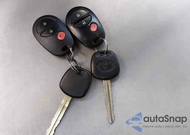 5TFHY5F16CX221946: 44297343