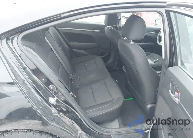 5NPD84LF9JH215933: 44297544