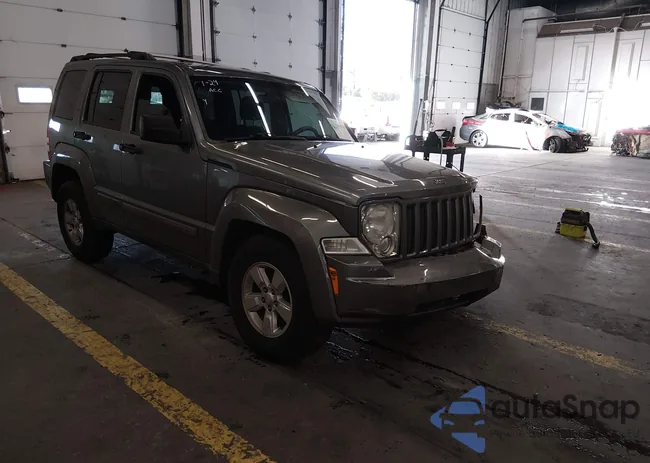 1C4PJMAK0CW133720: 44296670