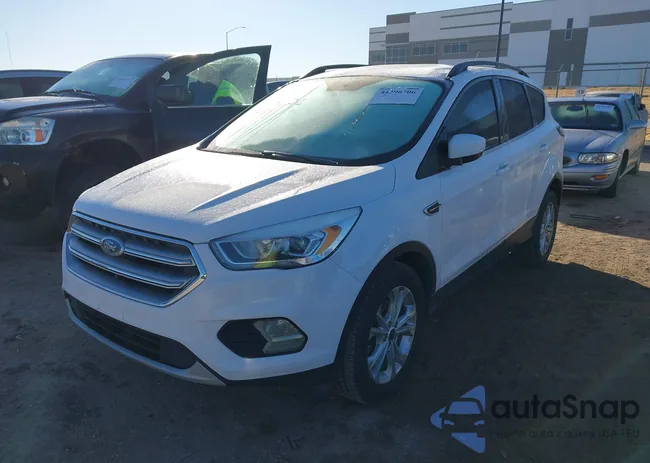 1FMCU0GD2HUC52018: 44296706