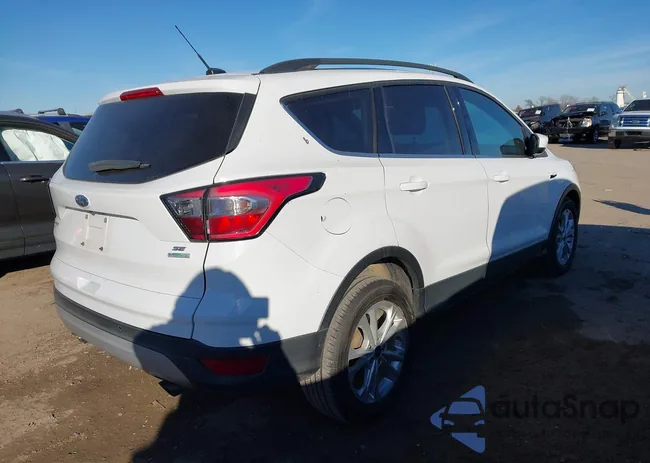 1FMCU0GD2HUC52018: 44296706