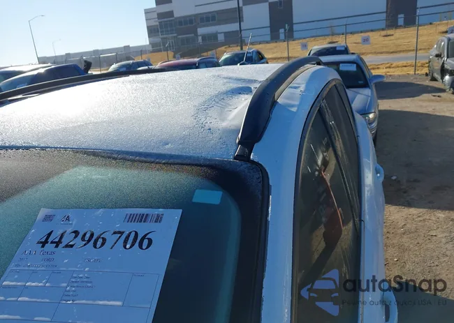 1FMCU0GD2HUC52018: 44296706